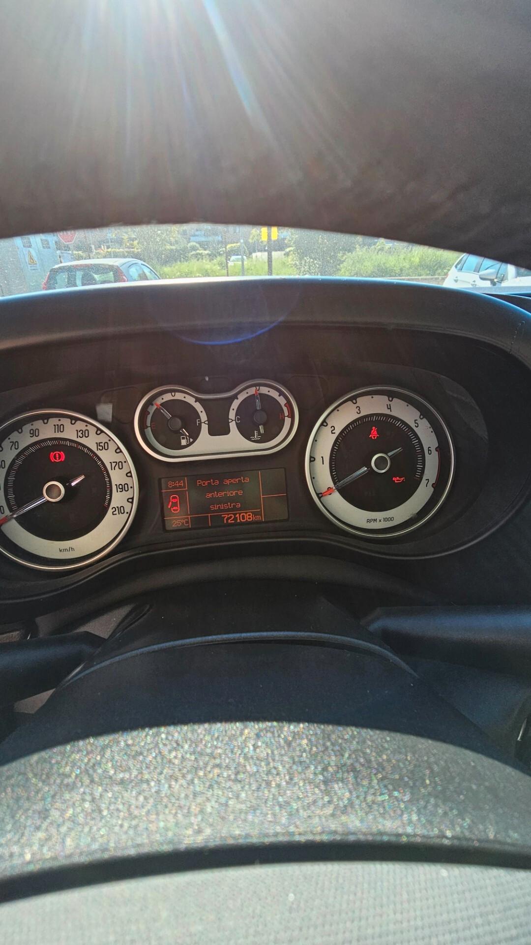 Fiat 500L 1.4 95 CV Lounge tetto panoramico uni neopatentati