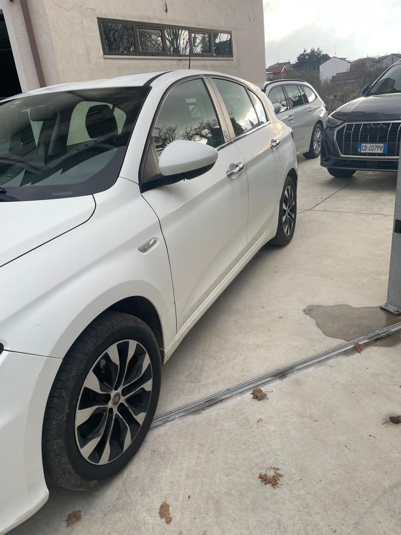 Fiat Tipo 1.3 Mjt S&S 5 porte Lounge