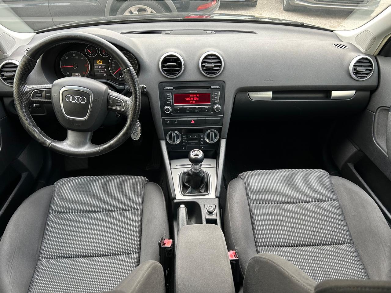 Audi A3 SPB 1.6 TDI 105 CV CR Ambiente Euro5