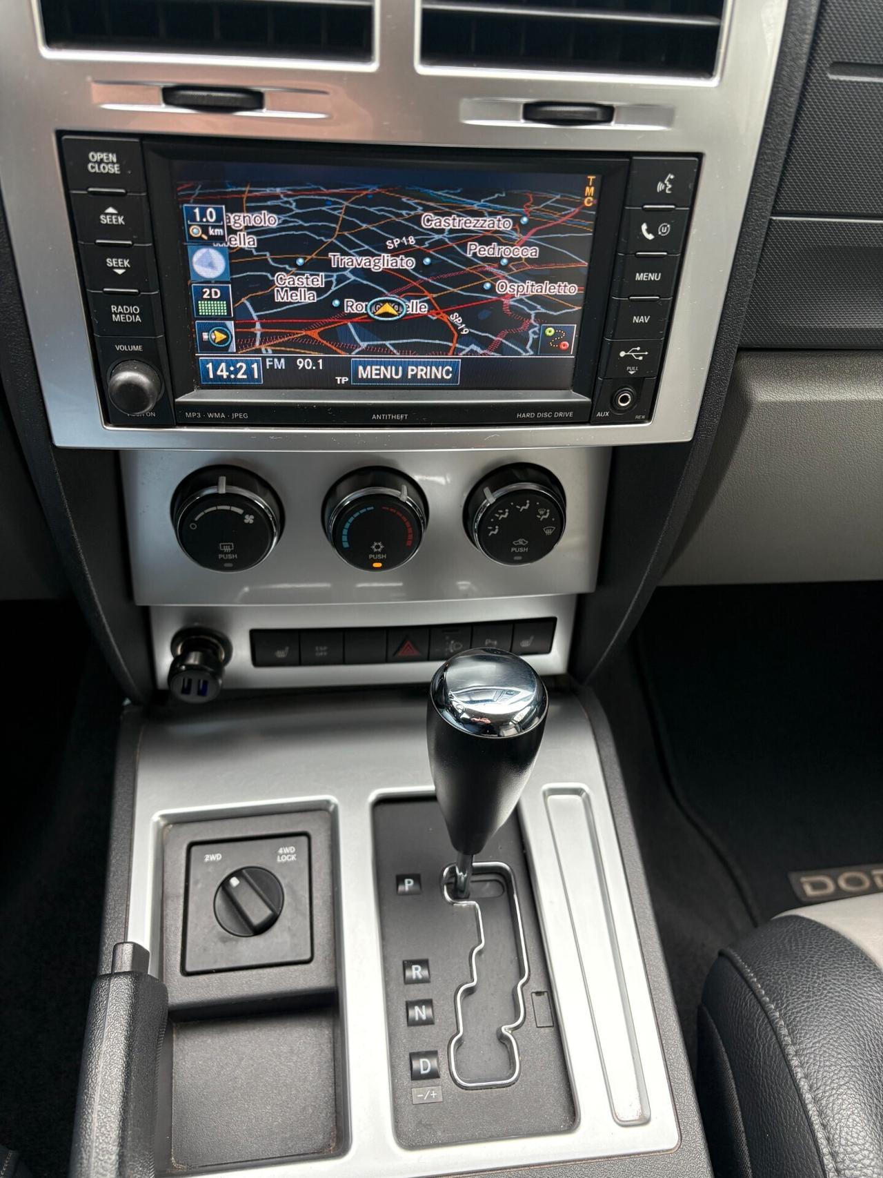 DODGE NITRO 2.8D aut- 155000km-U.PROPR-FULL