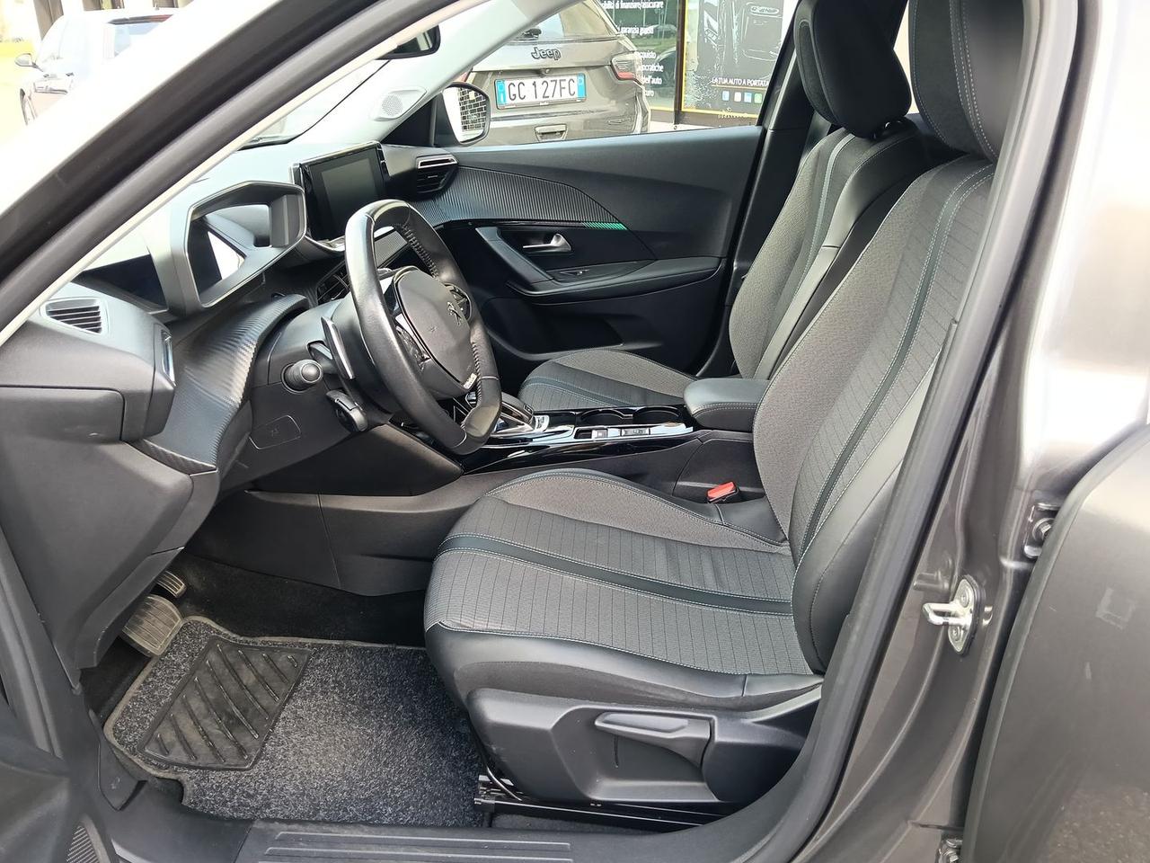 Peugeot 2008 Allure 1.2 130 Cv #11519