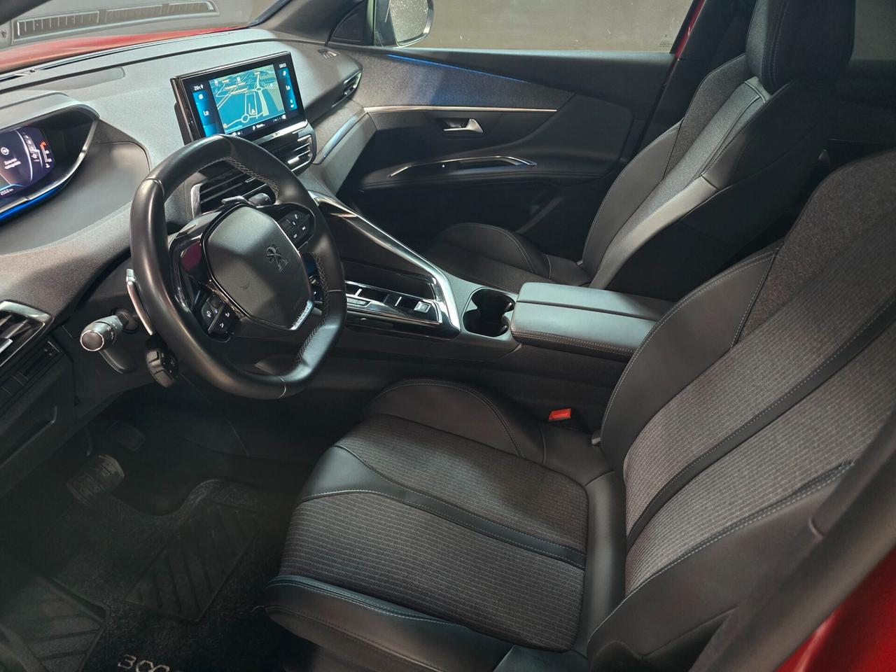 Peugeot 3008 EAT8 Allure Pack SENZA VINCOLI FINANZIARI