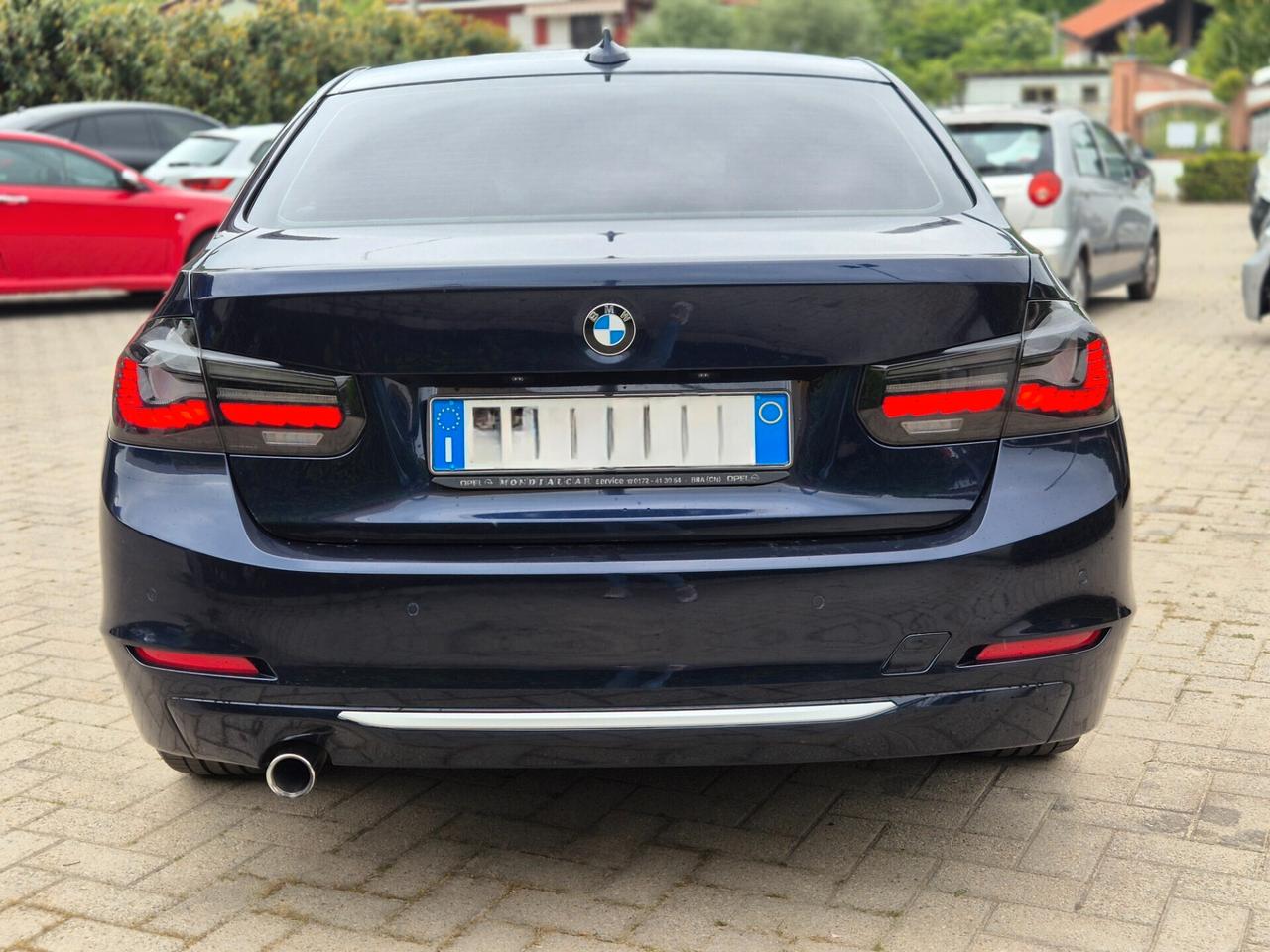 Bmw 320d 2.0 184 CV Luxury 2014 AUTOMATICA BERLINA