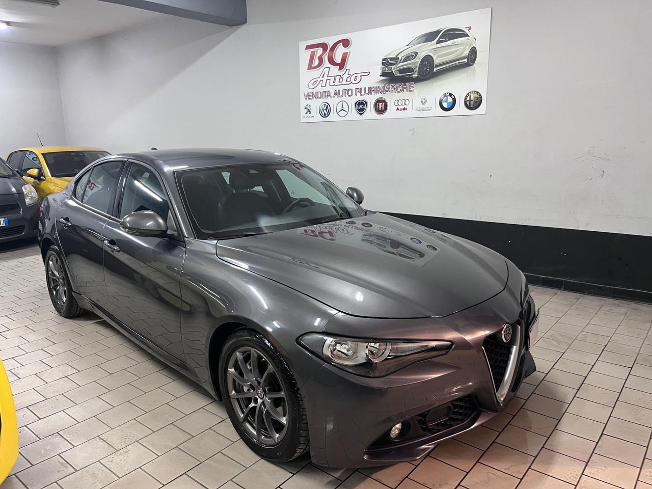 Alfa Romeo Giulia 2.2 Turbodiesel 150 CV tagliandata
