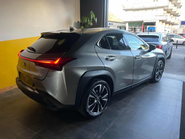 LEXUS UX 250h UX Hybrid Premium UniPro KmCertif