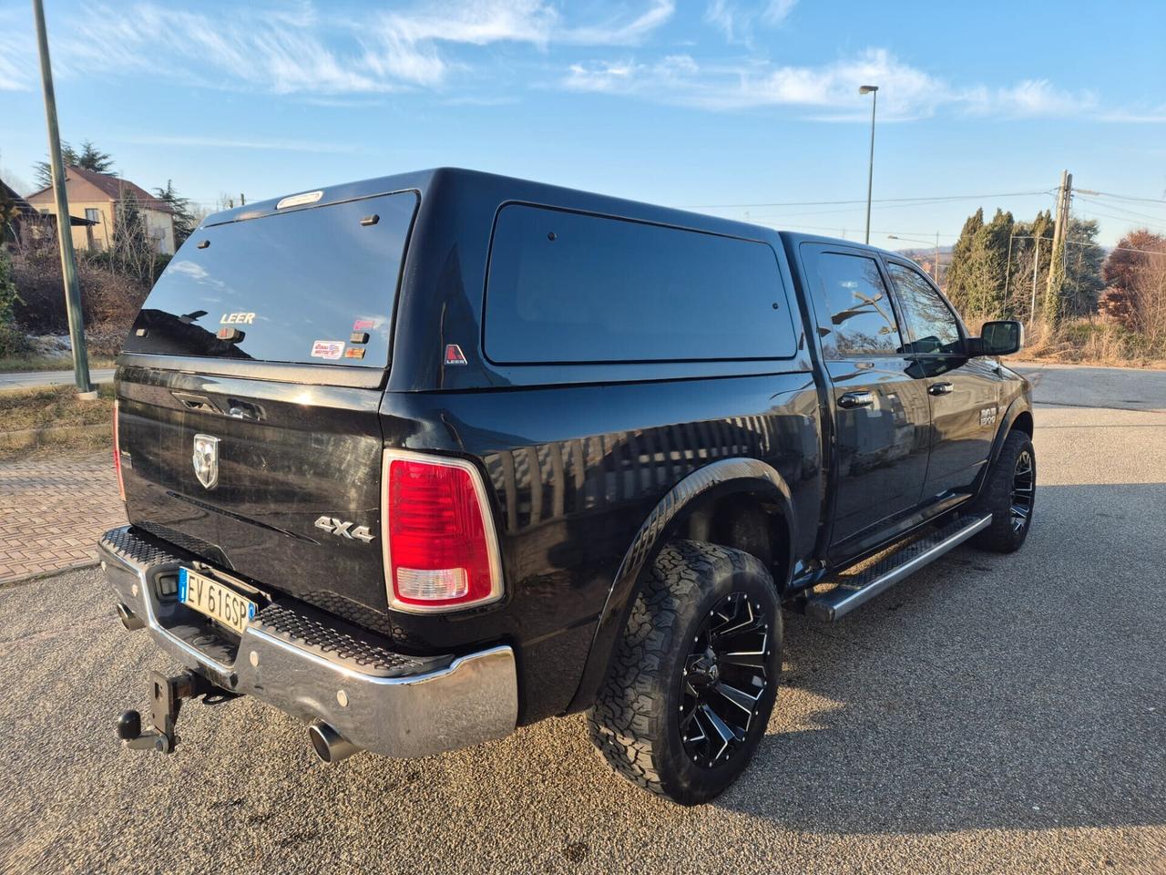 Dodge RAM 1500 LARAMIE 2014