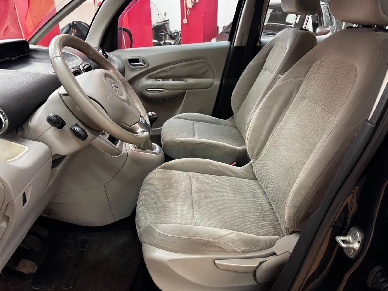 Citroen C3 Picasso 1.4 VTi 95 Exclusive GPL- GARANTITA-PERMUTE