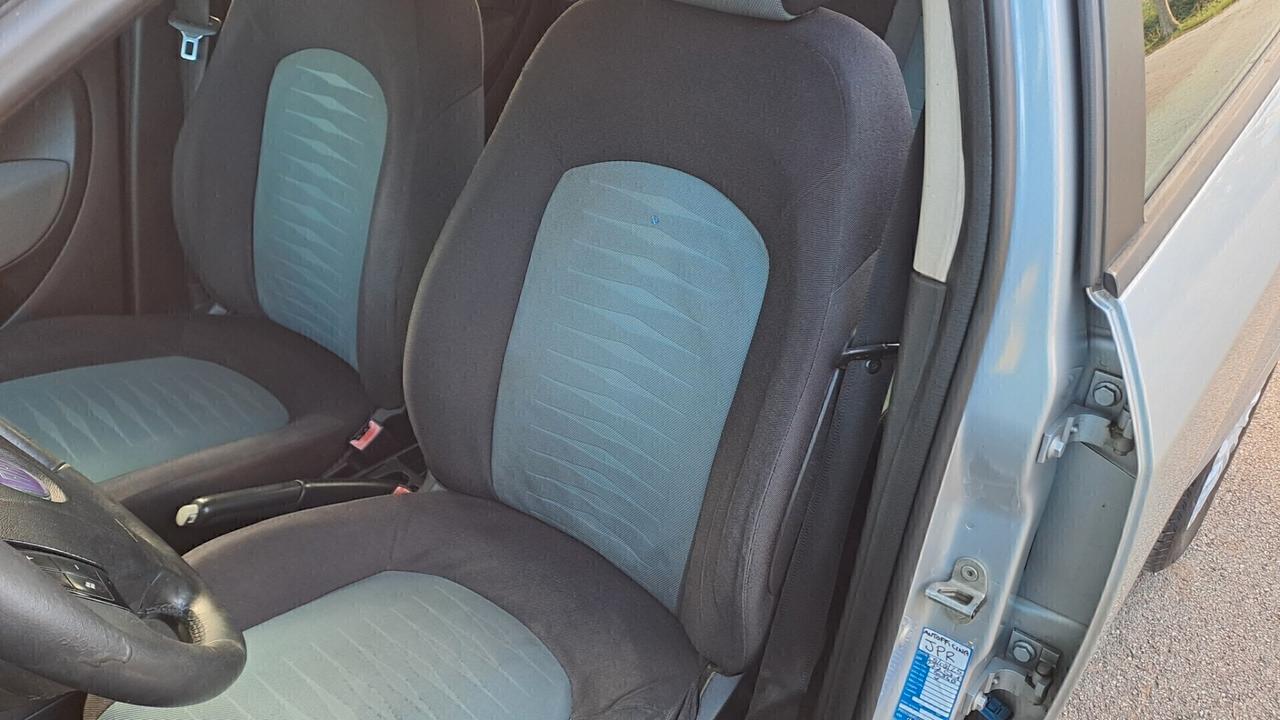 Fiat Grande Punto 1.4 GPL 5 porte OK NEOPATENTATI