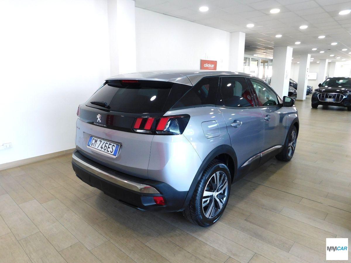 PEUGEOT - 3008 - BlueHDi 130 EAT8 S&S Allure