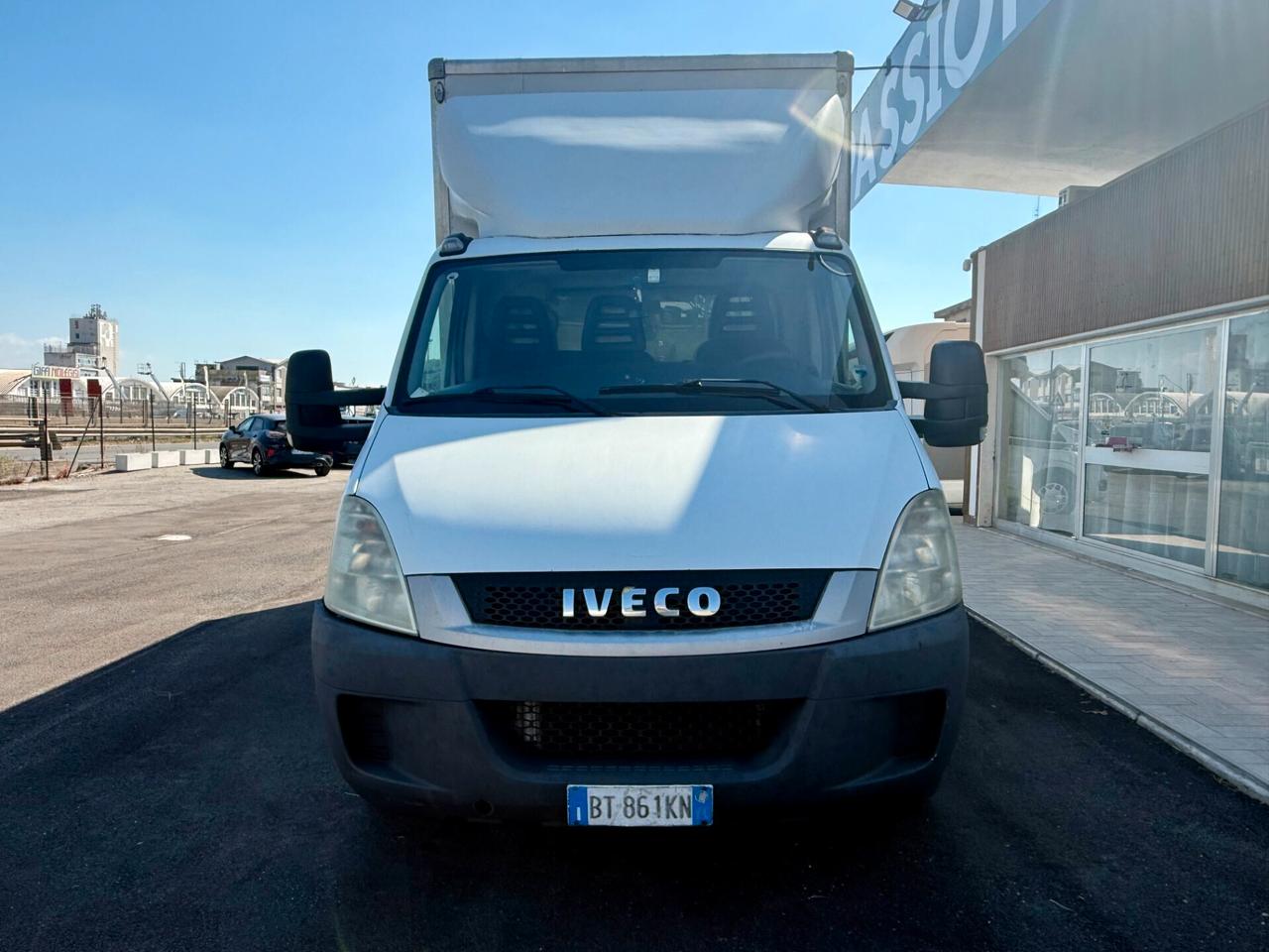 Iveco Daily 35C14 3.0 Cassonato - 2011 - Patente B