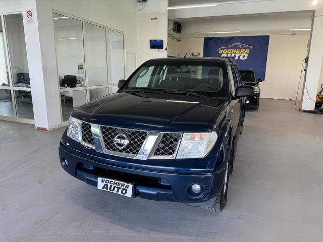 NISSAN Navara 2.5 dCi 4 porte Double Cab LE