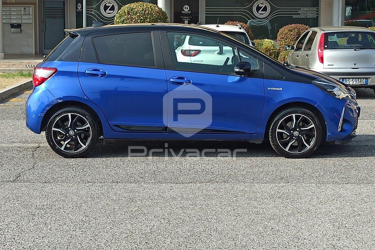 TOYOTA Yaris 1.5 Hybrid 5 porte Trend "Blue Edition"