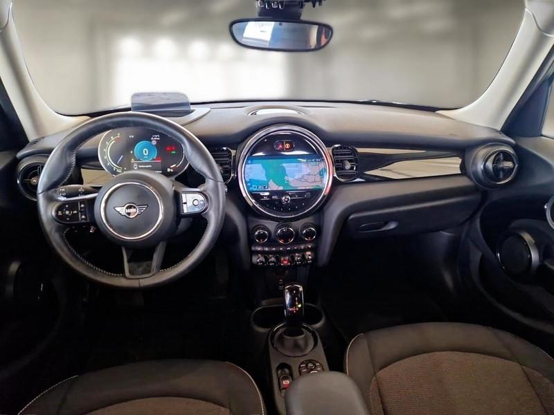 MINI COOPER CLASSIC 5 PORTE BERLINA