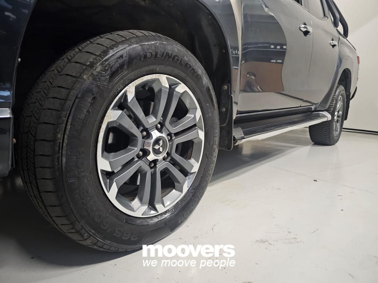 MITSUBISHI L200 (2019-2022) 2.3 D Double Cab 4x4 Super Select Intense aut. *Roll Bar*