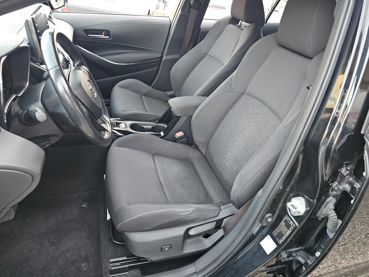 Toyota Corolla Touring Sports 1.8 Hybrid Business