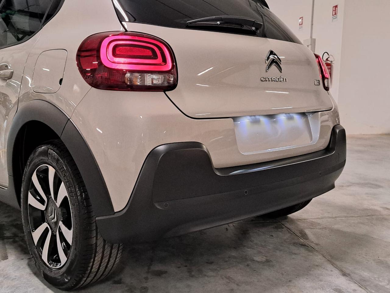 Citroen C3 1200 PureTech 83CV Max 5 Porte OK NEOPATENTATI