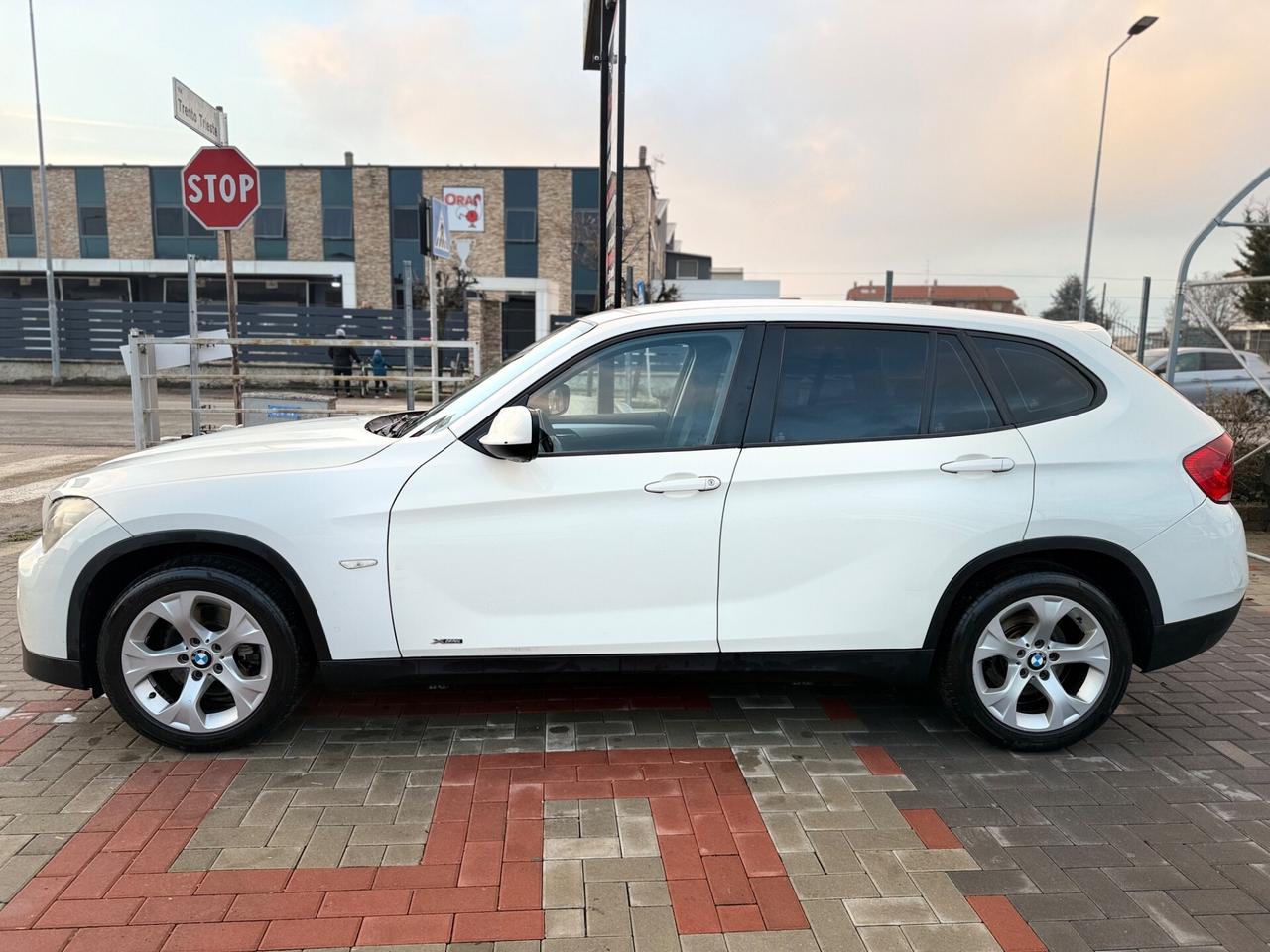 Bmw X1 sDrive18d Attiva