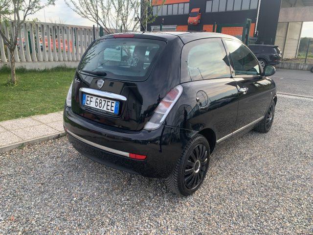 LANCIA Ypsilon 1.2 69 CV Argento