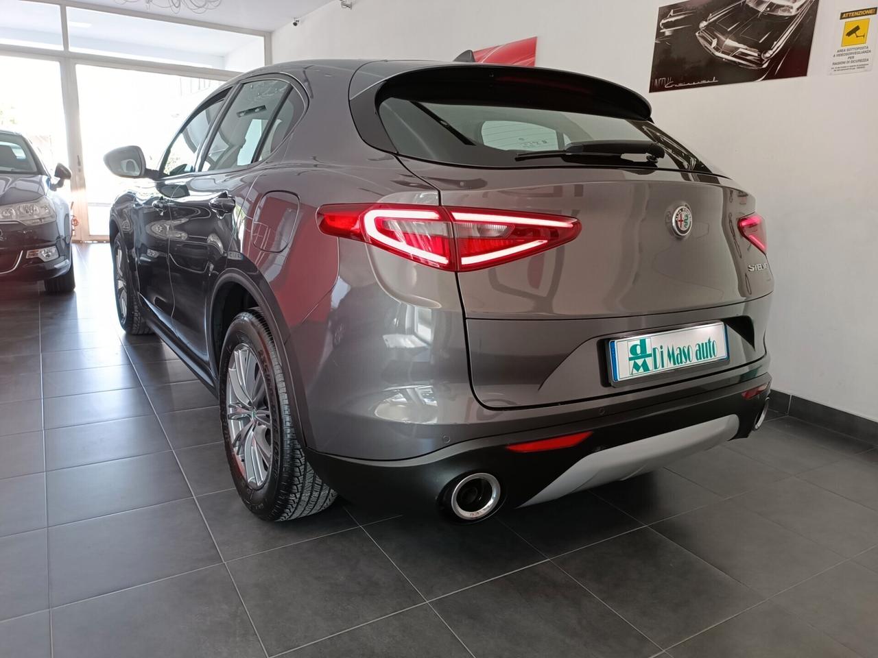 Alfa Romeo Stelvio 2.2 Turbodiesel 160 CV AT8 RWD Business