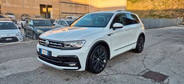 Volkswagen Tiguan 1.5 TSI Sport 130cv R-LINE ADATTA NEOPATENTATI