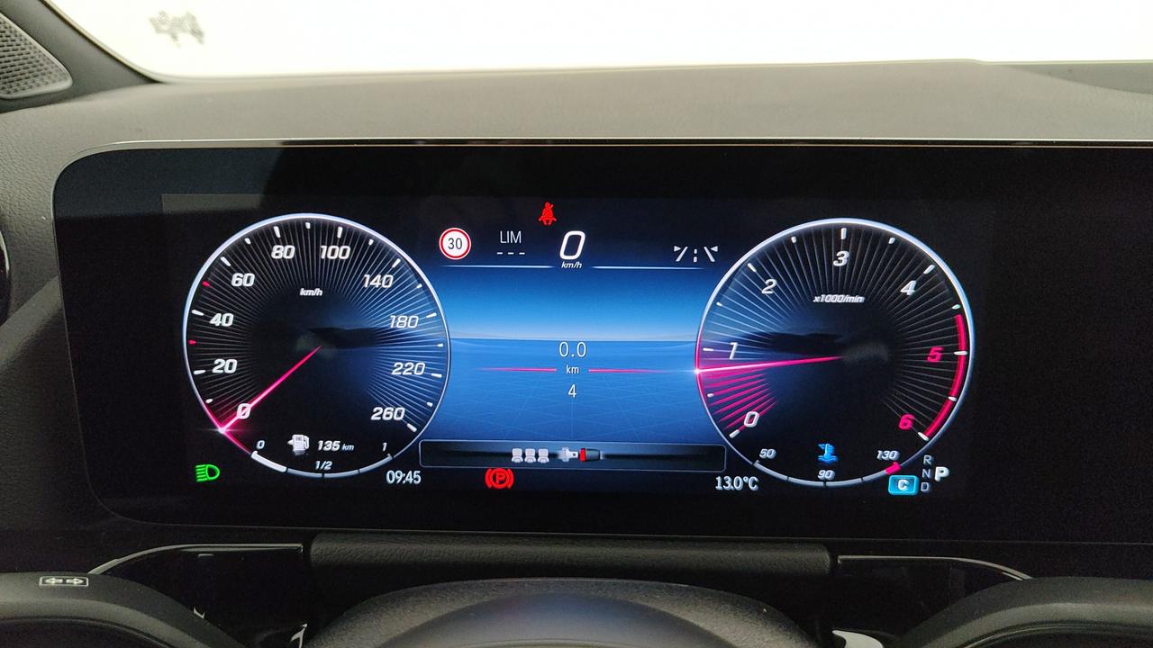 Mercedes-Benz GLA 200 d automatic