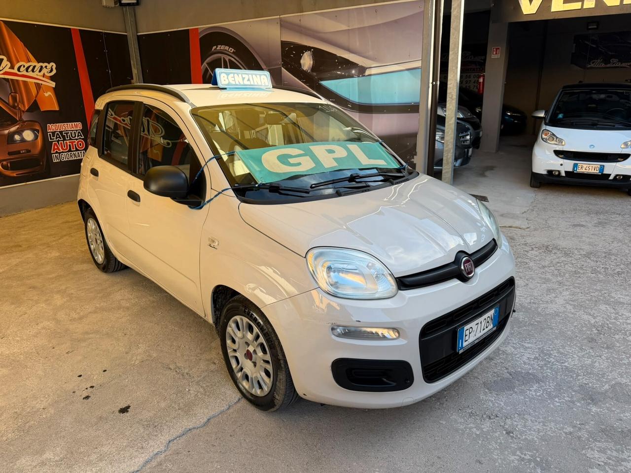 Fiat Panda 1.2cc gpl 12 mesi garanzia-2012
