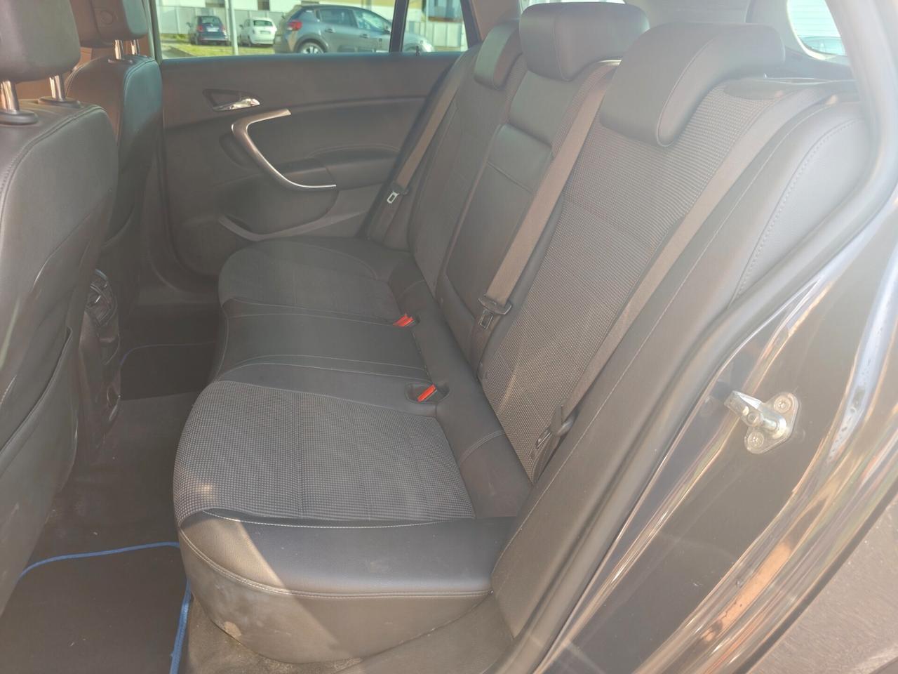 Opel Insignia 2.0 CDTI Sports Tourer Cosmo neopatentati