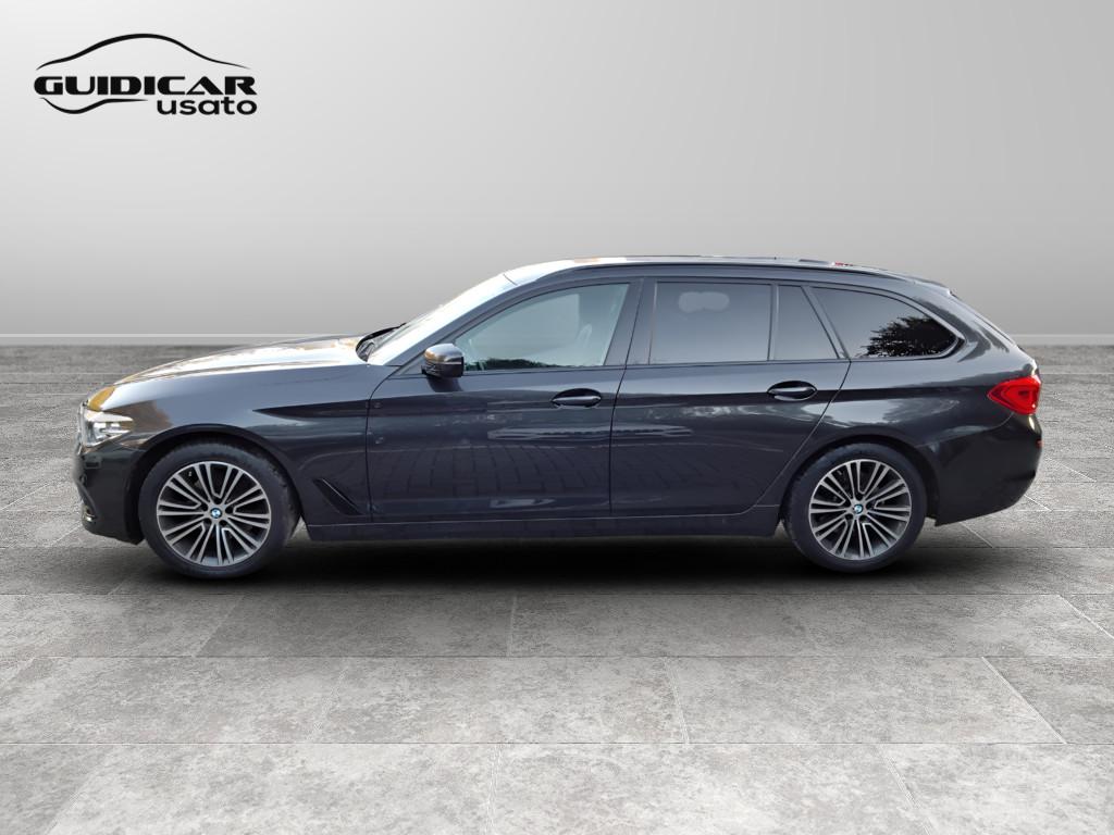 BMW Serie 5 G31 2020 Touring LCI - 520d Touring mhev 48V xdrive Luxury auto