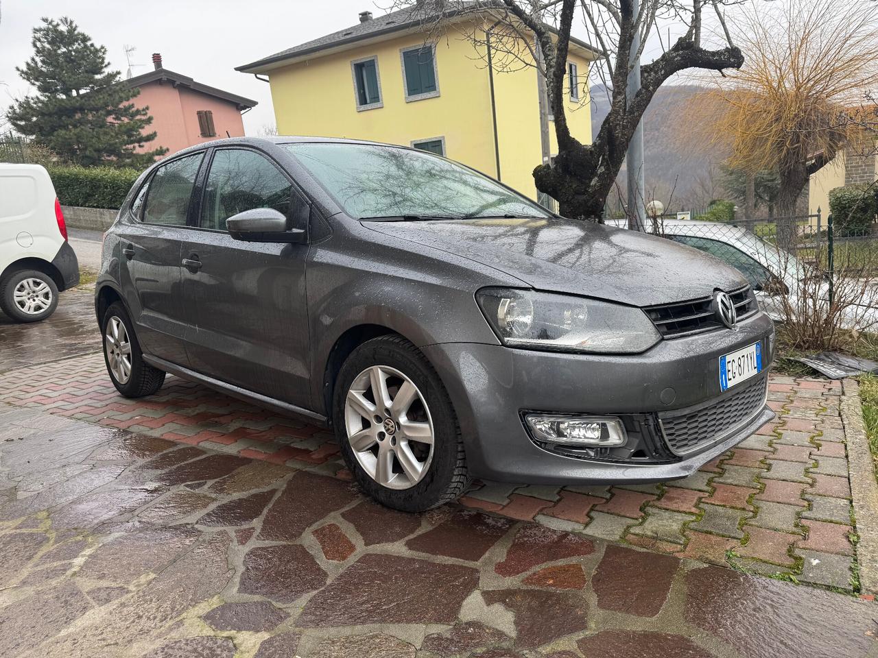 Volkswagen Polo 1.6 TDI 90CV DPF 5 porte Comfortline 04/2011