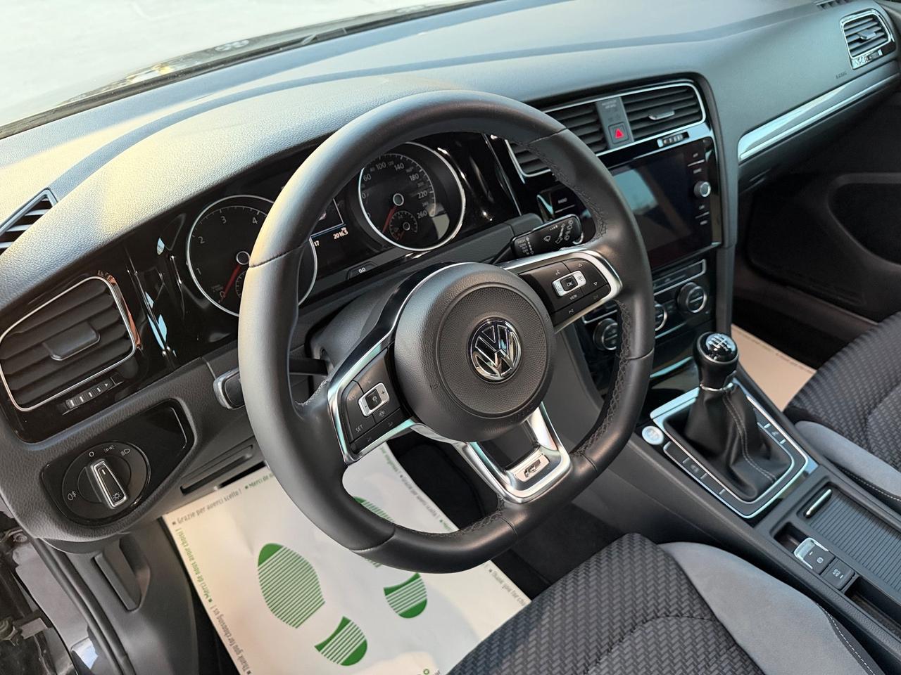 Volkswagen Golf 1.6 TDI 115 CV R-Line