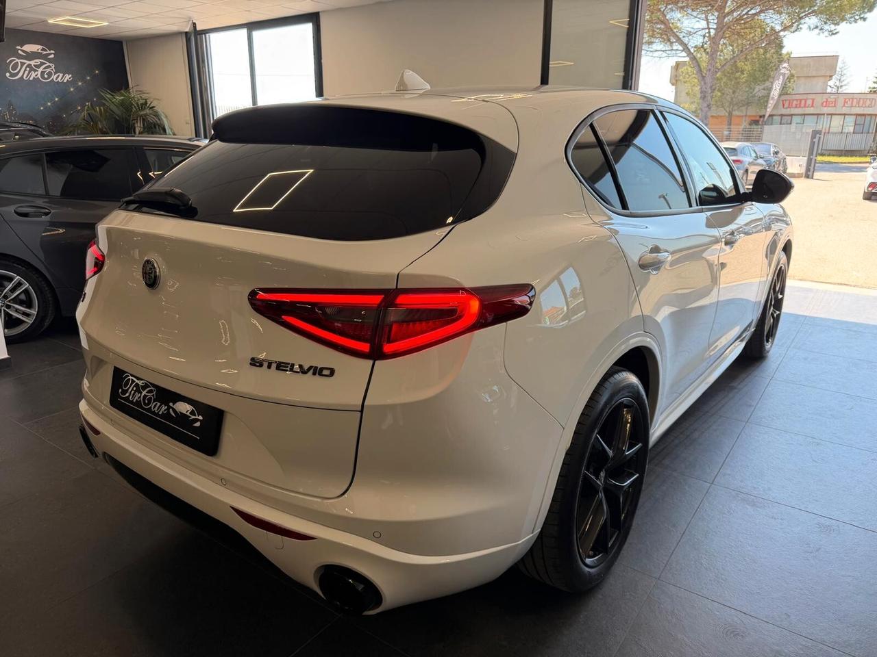 ALFA ROMEO STELVIO VELOCE 2.2 210CV Q4 PELLE NAVI CAM ANNO 2021