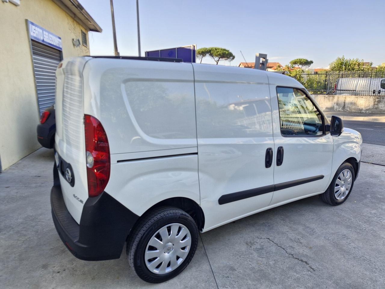 OPEL COMBO 1.4 BENZINA/METANO 11/2014 120000 KM