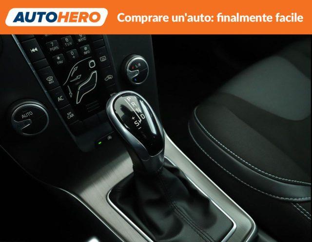 VOLVO V40 D3 Geartronic Momentum