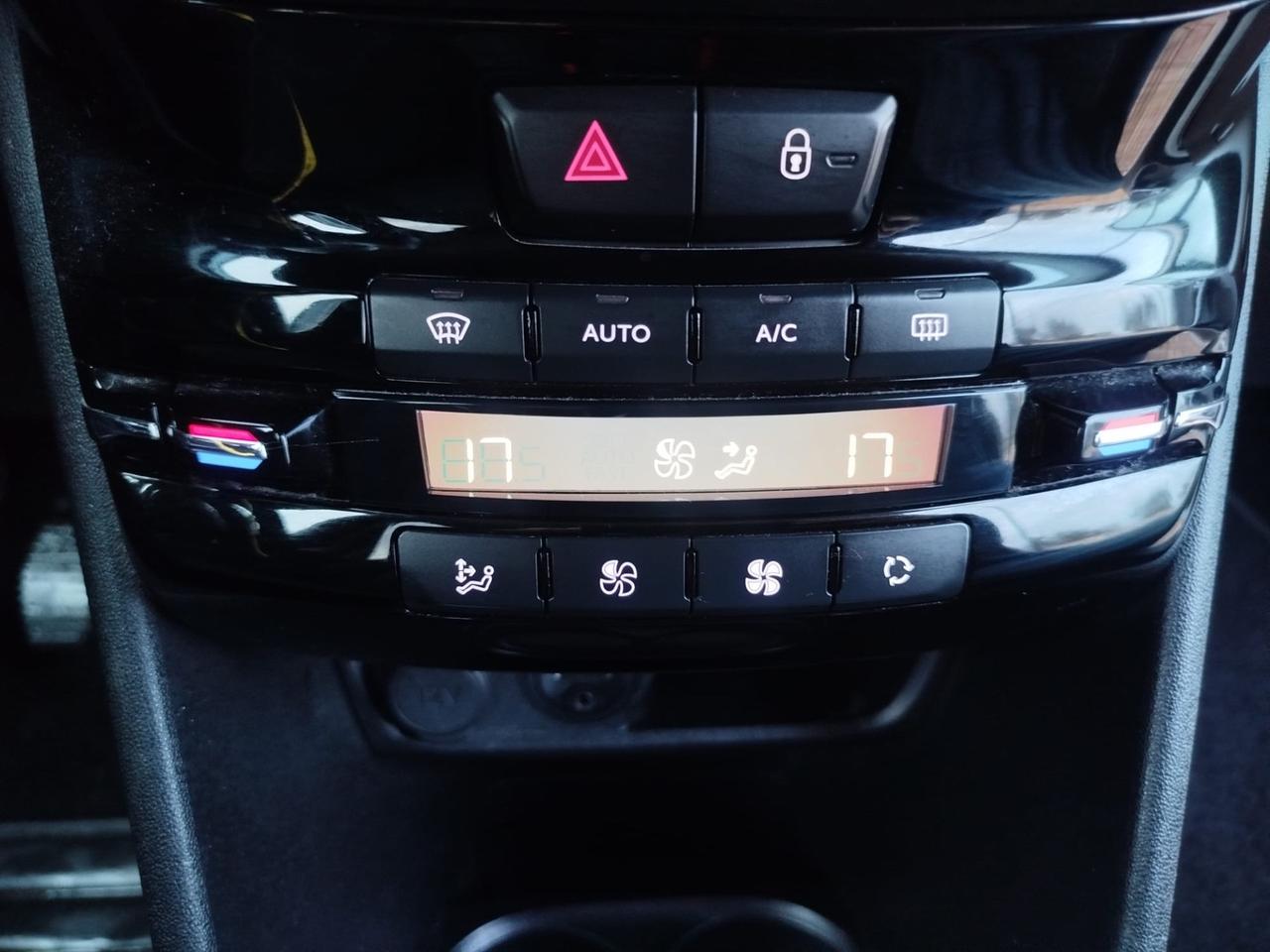 Peugeot 208 BlueHDi 75 5 porte Allure