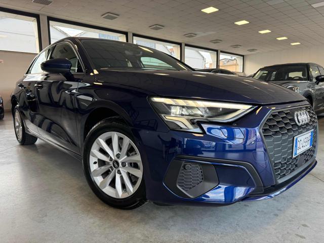 AUDI A3 SPB 30 g-tron S tronic Business Full LED