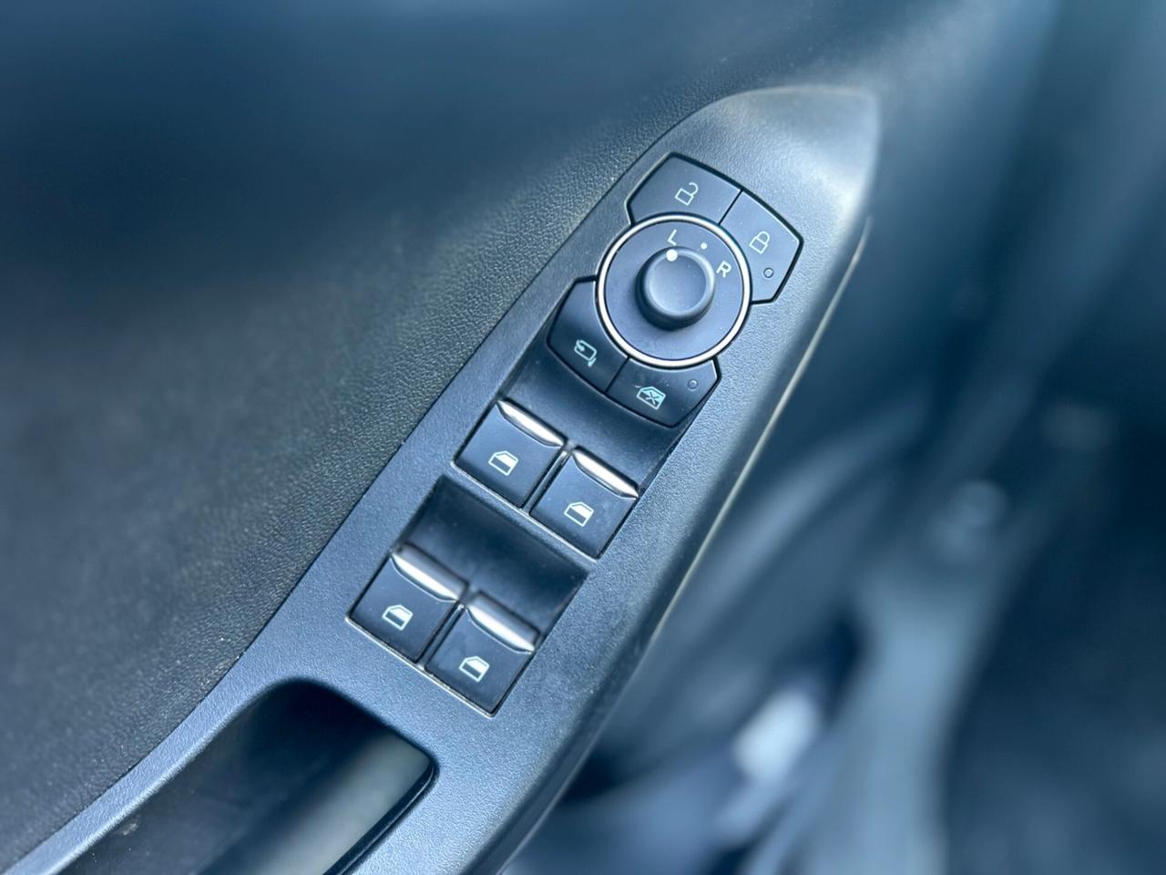 Ford Puma 1.0 EcoBoost Hybrid 125 CV S&S Titanium