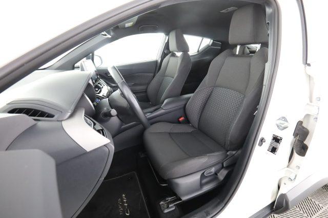 TOYOTA C-HR C-HR 1.8 Hybrid E-CVT Active