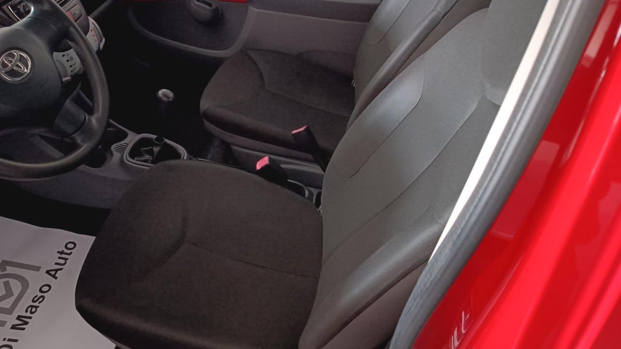 Toyota Aygo 1.0 12V VVT-i 3 porte Sol