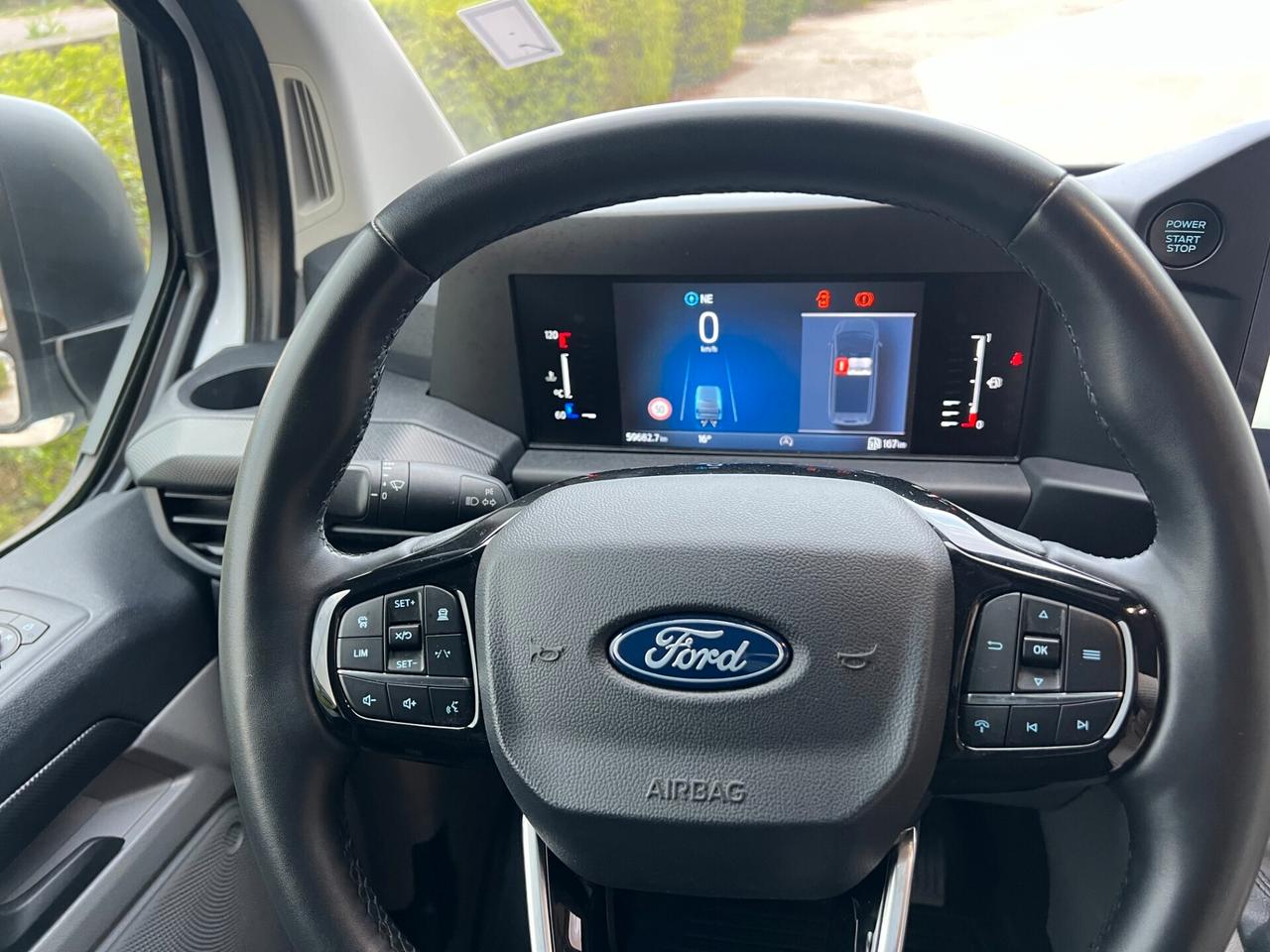 FORD TRANSIT CUSTOM PASSO LUNGO / UNICO PROPRIETARIO