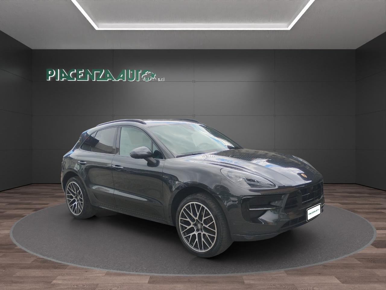 Porsche Macan 2.0 245cv pdk.CERCHI 21.TELECAMERA 360