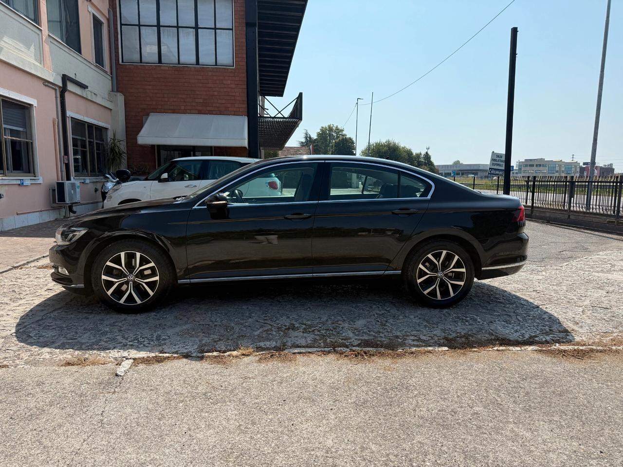 Volkswagen Passat 2.0 TDI SCR DSG Executive BMT