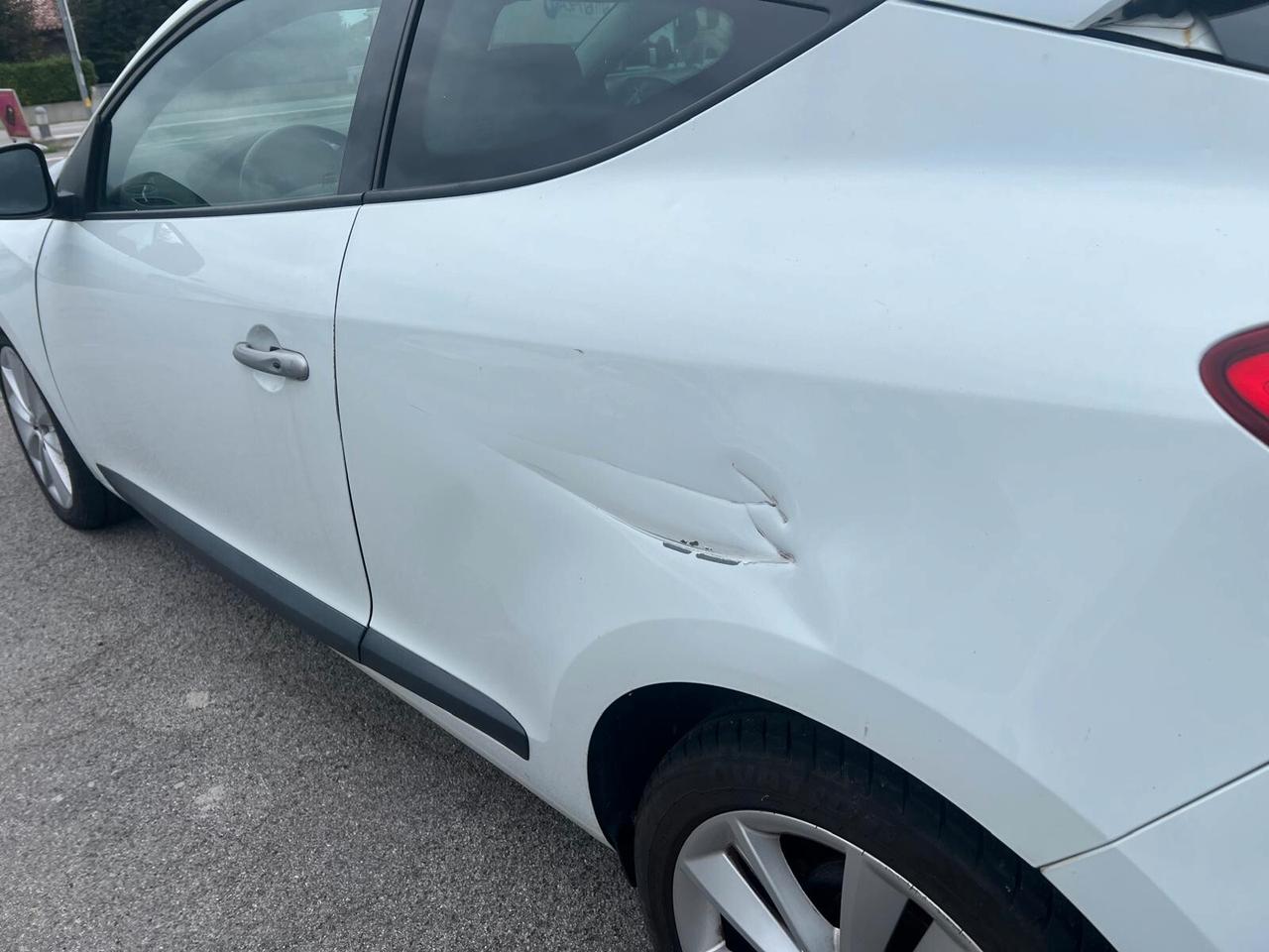 Renault Megane Mégane Coupé 1.5 dCi 110CV Luxe