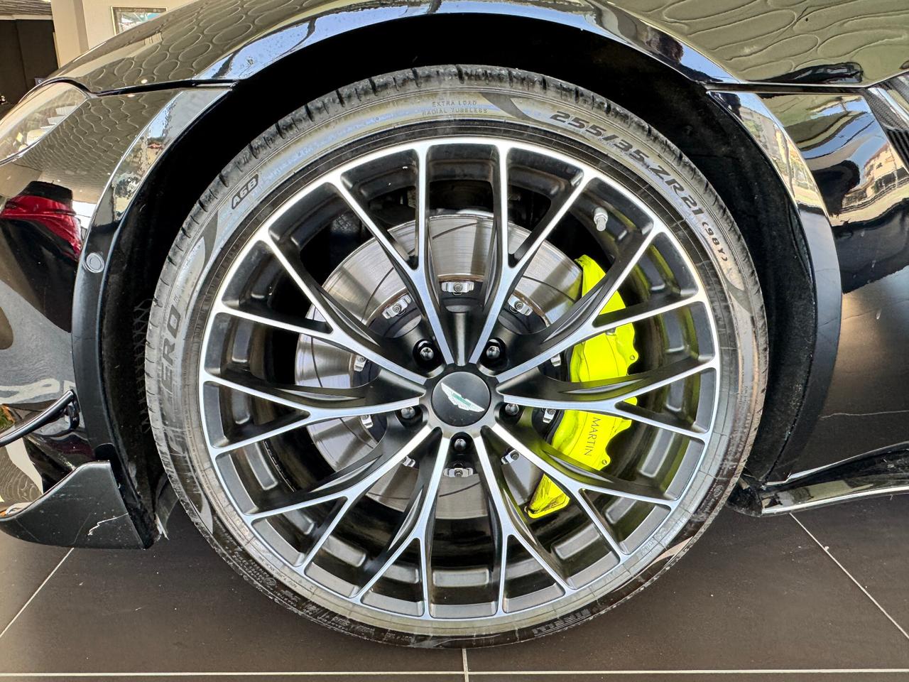 Aston Martin Vantage F1 Edition Roadster