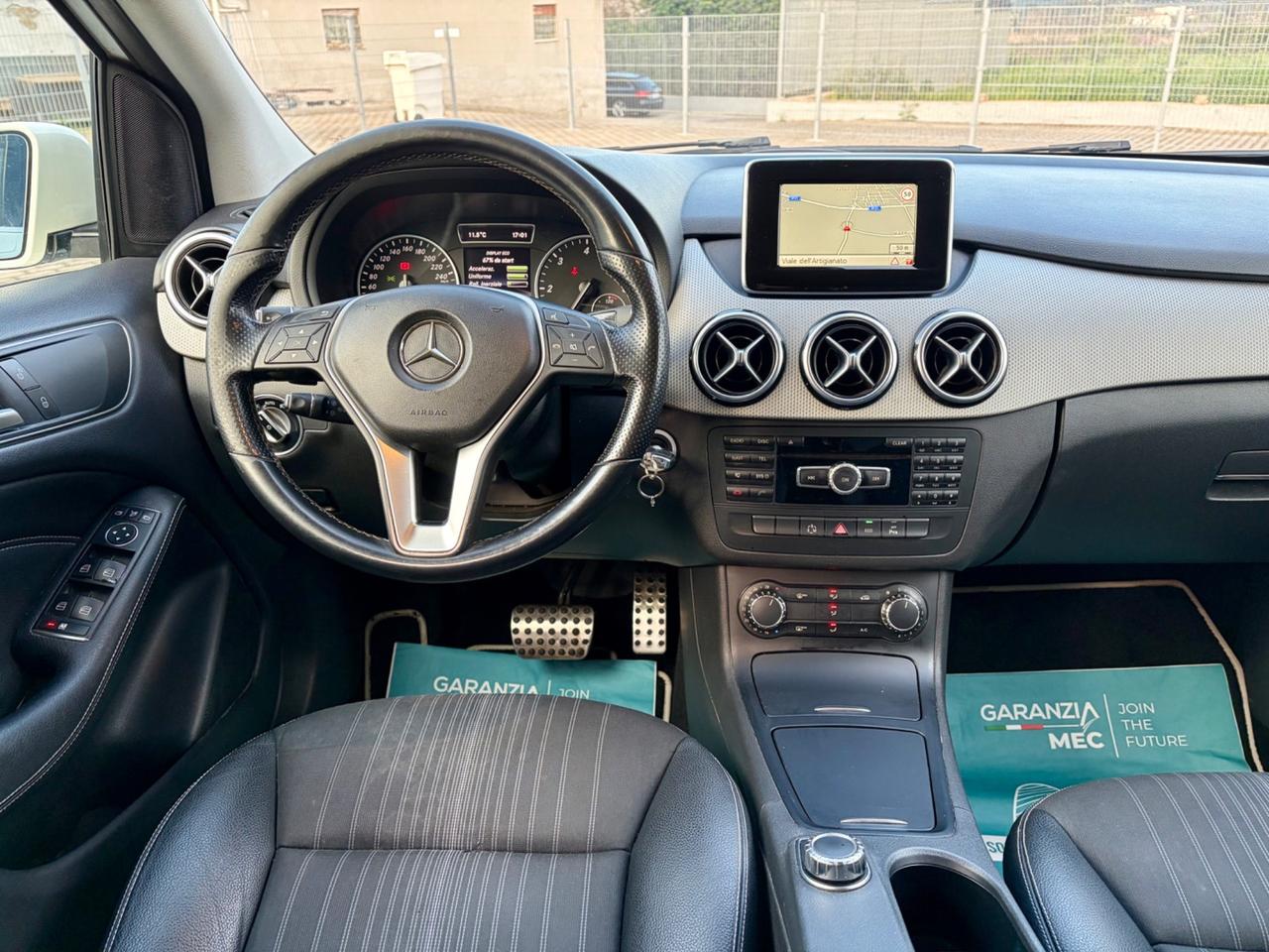 Mercedes-benz B 180 CDI Automatic Premium 2013