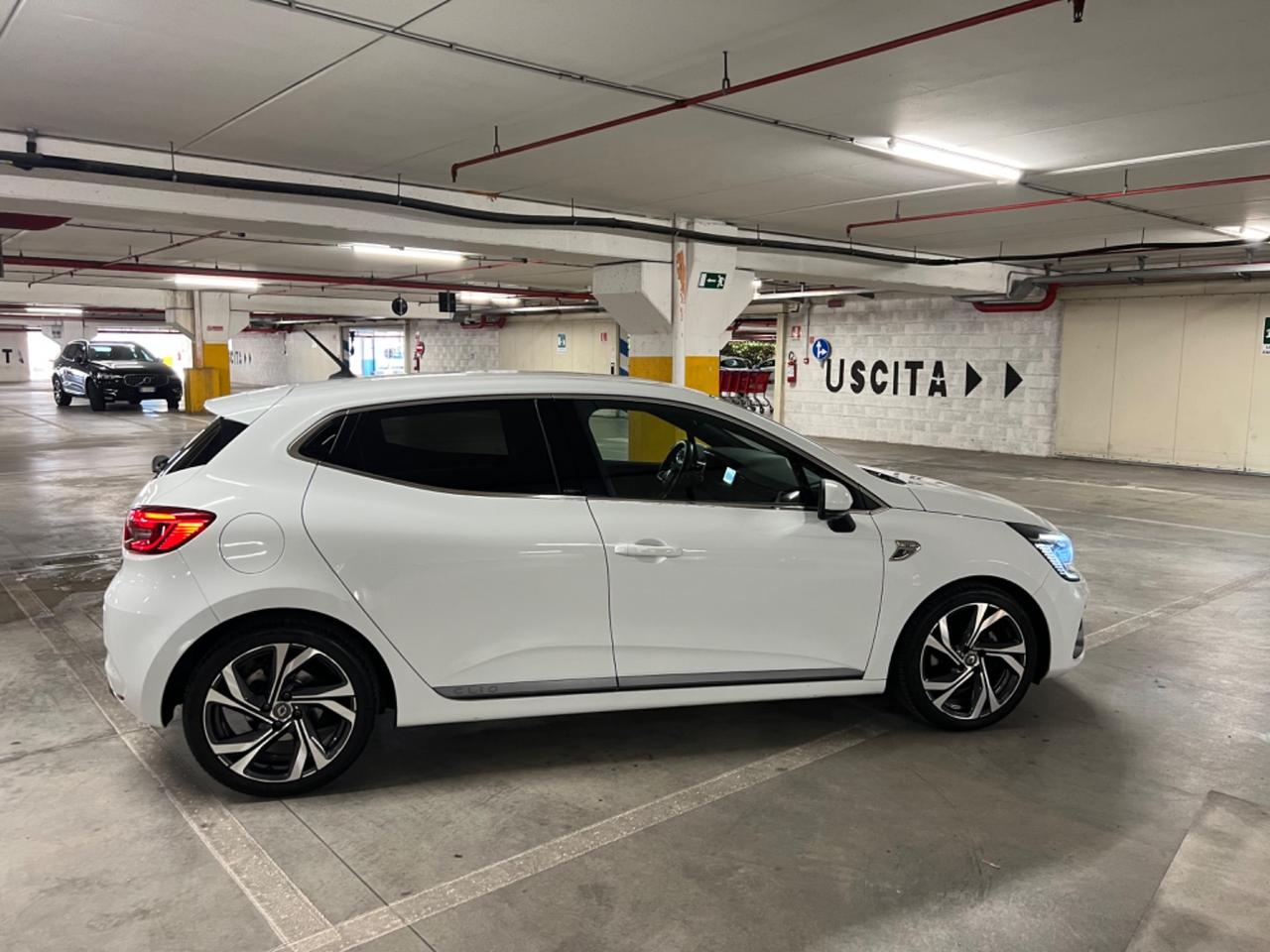 Renault Clio Hybrid E-Tech 140 CV 5 porte R.S. Line