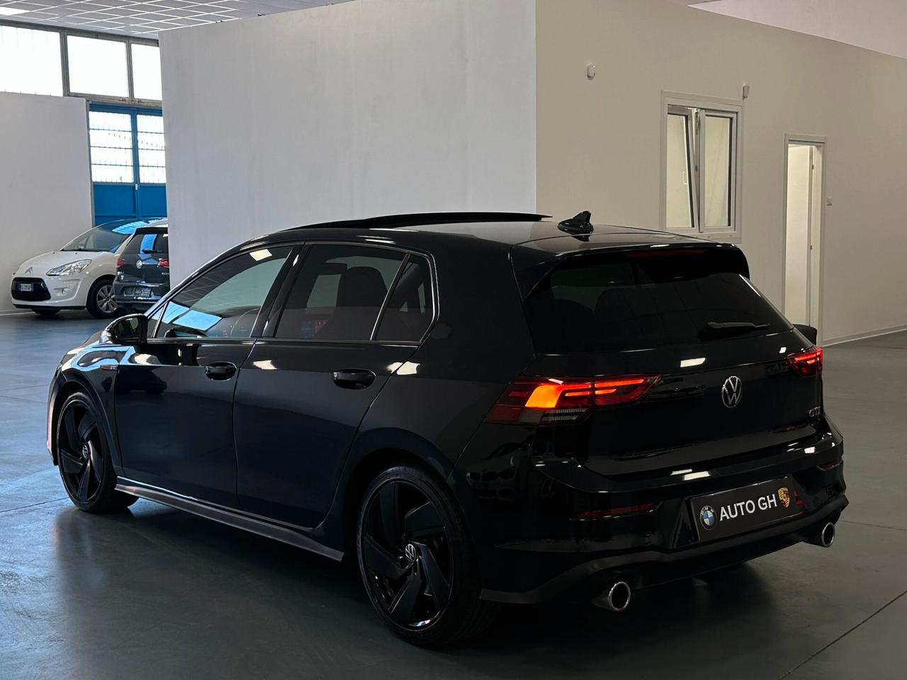 Volkswagen Golf 2.0 TSI 245CV GTI TOTAL BLACK TETTO 2022