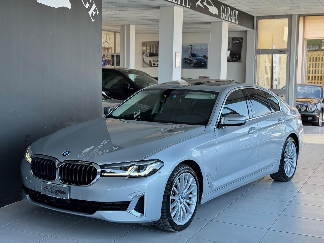 Bmw 530d 48V xDrive Luxury LCI LED TETTO