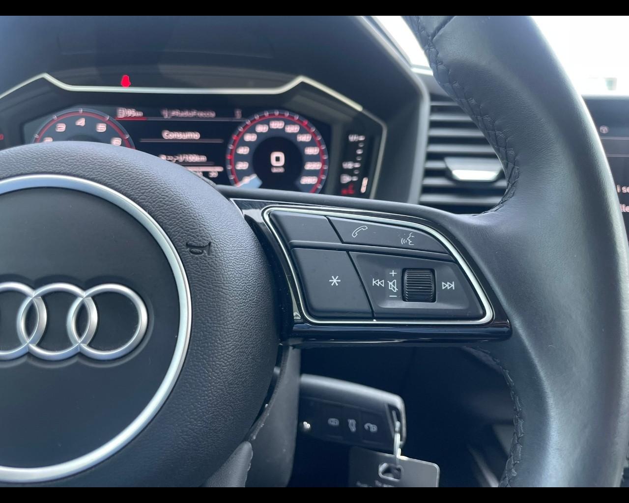AUDI A1 2ª serie - A1 allstreet 25 TFSI Admired