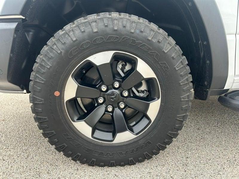 Dodge RAM 1500 REBEL GT