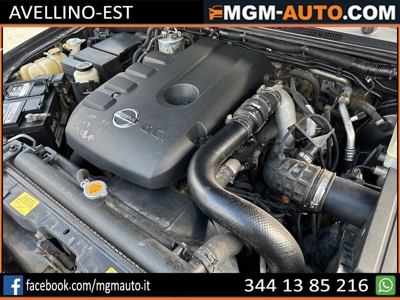 Nissan Navara 2.5 dCi 4 porte Double Cab XE pick-up